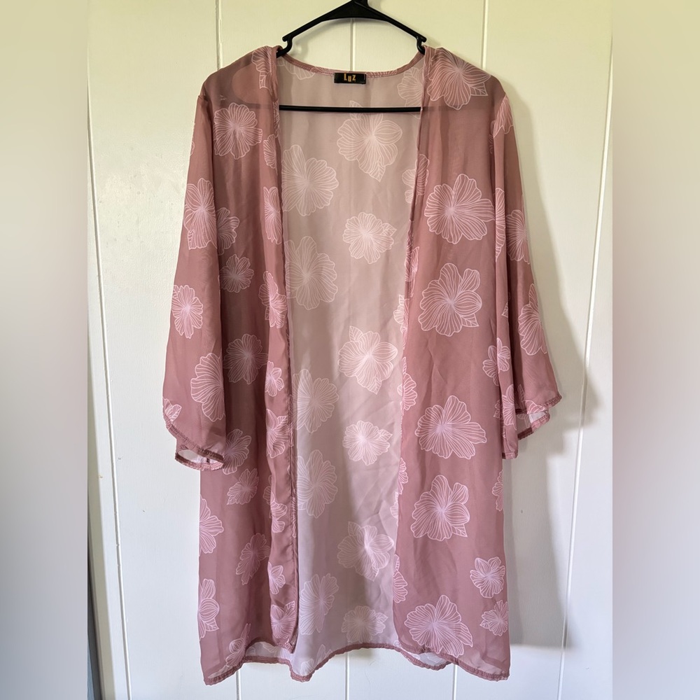 Pink Tie-Dye Kimono Robe with Flowing Sleeves